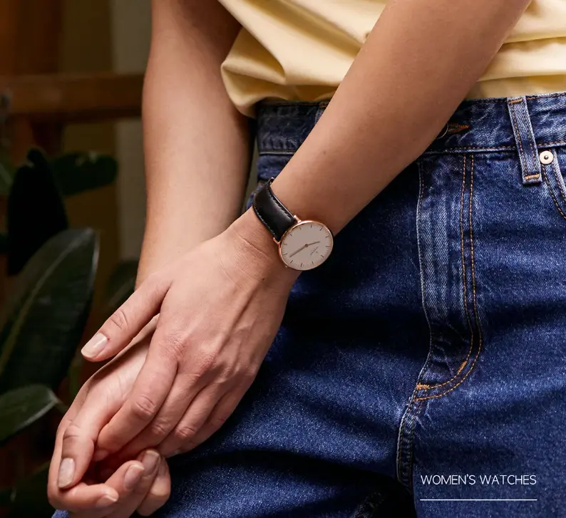Montre portée par une femme